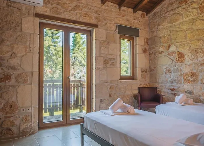 Stone Made Private Pool Villa 4 Kriopigi * Kriopigi