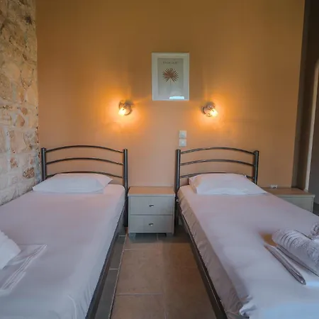 Сasa de vacaciones Stone Made Private Pool 4 *