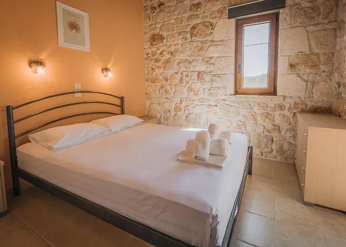 Tatil Evi Stone Made Private Pool Villa 4 Kriopigi Kriopigi