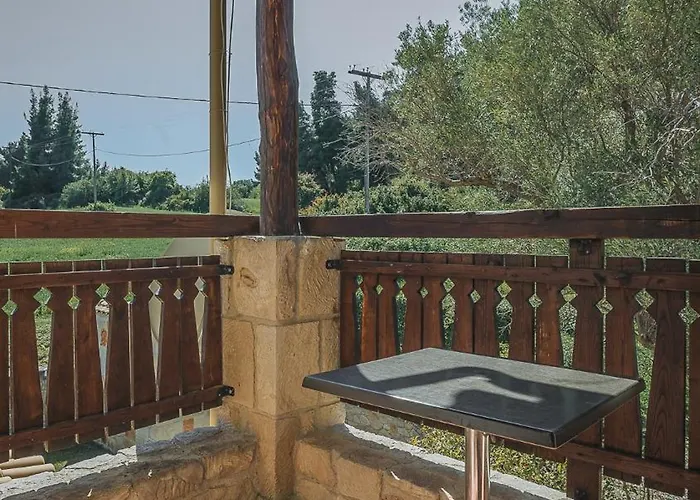 Tatil Evi Stone Made Private Pool Villa 4 Kriopigi