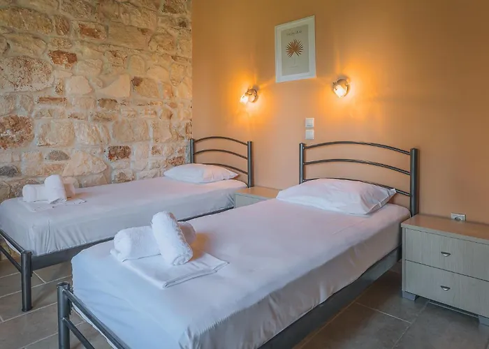 Tatil Evi Stone Made Private Pool Villa 4 Kriopigi *