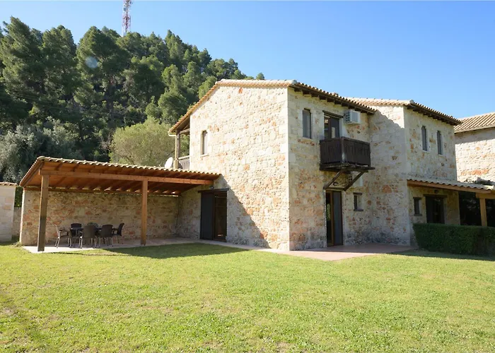 Tatil Evi Stone Made Private Pool Villa 4 Kriopigi *